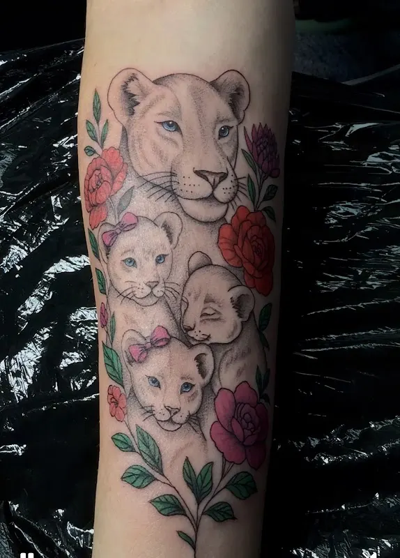 Ink Me Tattoos — Tattoo shop in Warwick
